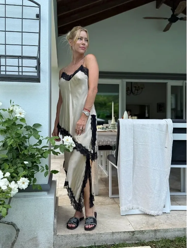 Lencería a la vista: el estilismo sofisticado de Nicole Neumann. Lencería a la vista: el estilismo sofisticado de Nicole Neumann.