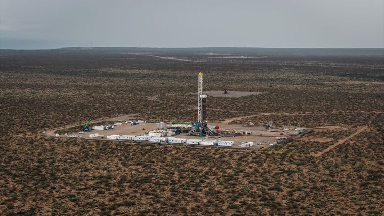 LLL Oil: el megaproyecto de YPF que busca cambiar la matriz exportadora LLL Oil: el megaproyecto de YPF que busca cambiar la matriz exportadora