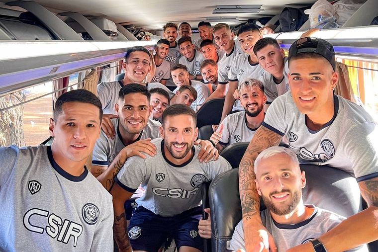 La Lepra juega en Mar del Plata. Foto: @CSIRoficial