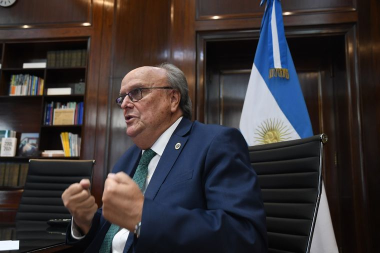 El secretario de Industria y Desarrollo Productivo, José Ignacio de Mendiguren, se muestra confiado en un rápido acuerdo del conflicto que ya lleva más de seis meses, Foto: Telam