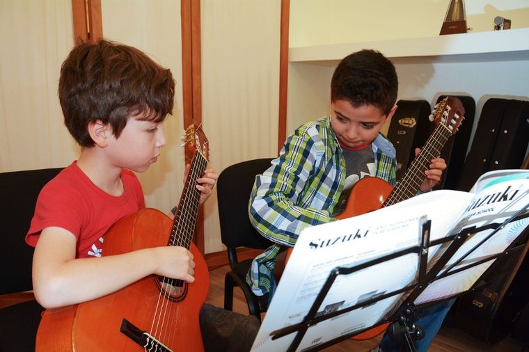 Los instrumentos musicales están siendo una opción muy buscada para regalar en el Día del Niño