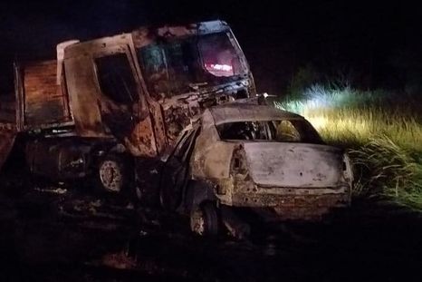 Así quedaron los vehículos Foto: Twitter: @MeneghiniL