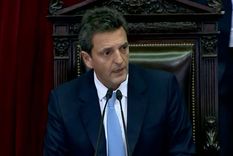 enojada y a los gritos: una diputada se cruzo con sergio massa por las vacunas