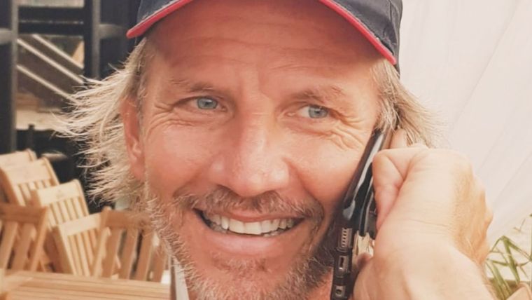 El actor tambi&eacute;n hizo un divertido desaf&iacute;o en Instagram al compartir la imagen de cuando era adolescente.