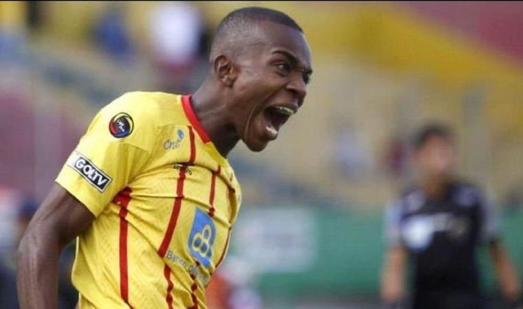 El mediocampista es nuevo jugador del Rojo.