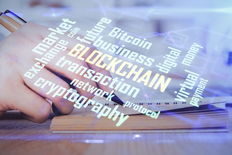 El mercado global evalúa el impacto y la evolución de las criptomonedas a través de su innovadora tecnología.
