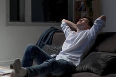 Con la llegada del otoño y la reducción de las horas de luz natural, muchas personas empiezan a experimentar cansancio.