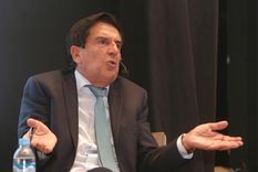 Carlos Melconian respondió molesto ante la insistencia del periodista Pablo Rossi sobre las supuestas grabaciones de charlas privadas Foto: TGA