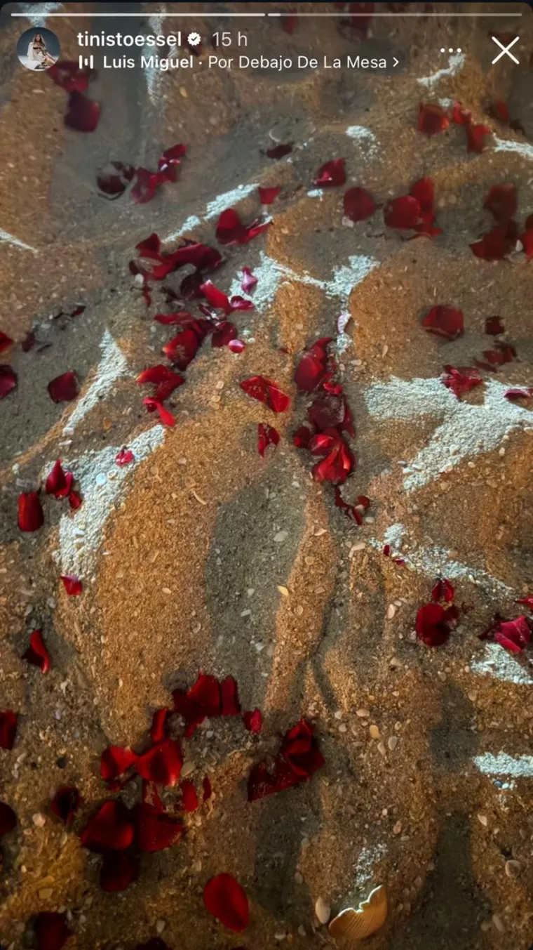 La foto que despertó numerosos rumores de compromiso. Créditos: Instagram / tinistoessel La foto que despertó numerosos rumores de compromiso. Créditos: Instagram / tinistoessel