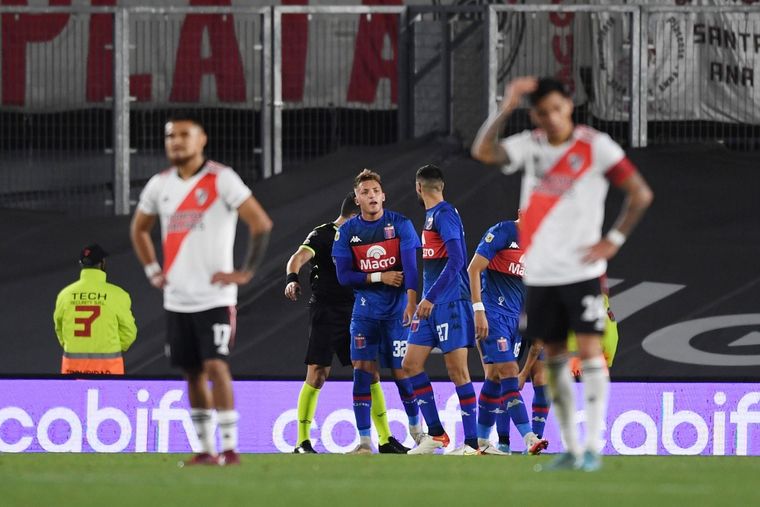 Tigre venció a River y es noticia. Foto: Télam