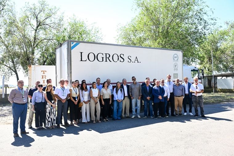 Córdoba concretó su primera exportación de carne refrigerada a Portugal desde el Aeropuerto Taravella.
