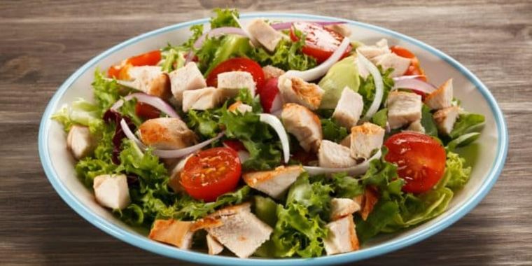 Ensalada de pollo Foto: cookpad