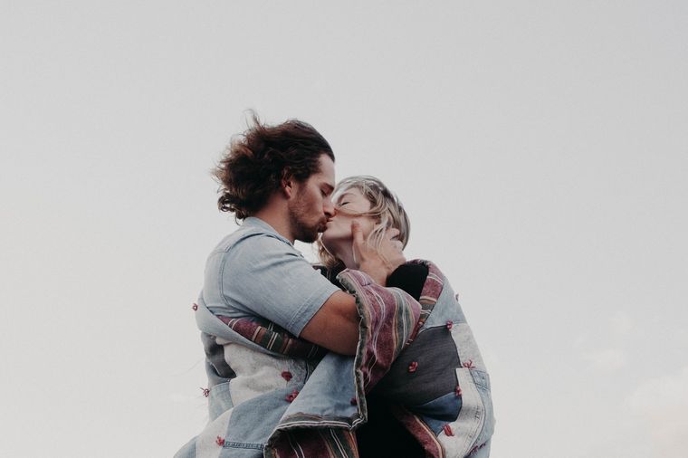 Los de Acuario que estén en pareja vivirán esta semana a pleno disfrute. Foto: UNSPLASH