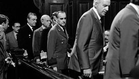 Aunque hay varias efemérides el 22 de abril, la más destacada es el aniversario del inicio del Juicio a las juntas. Foto: NA Aunque hay varias efemérides el 22 de abril, la más destacada es el aniversario del inicio del Juicio a las juntas. Foto: NA