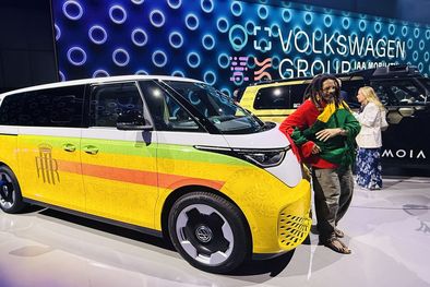 MDZol | Rohan-Marley-and-VW-collaborate-on-Rasta-themed-ID.Buzz-at-IAA-Mobility-in-Munich