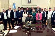 el gobierno cree que el pro busca candidaturas y congela el plan de macri hasta mayo