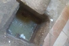 Familias obligadas a defecar en bolsas, siguen a la espera de una solución por parte de Aysam.