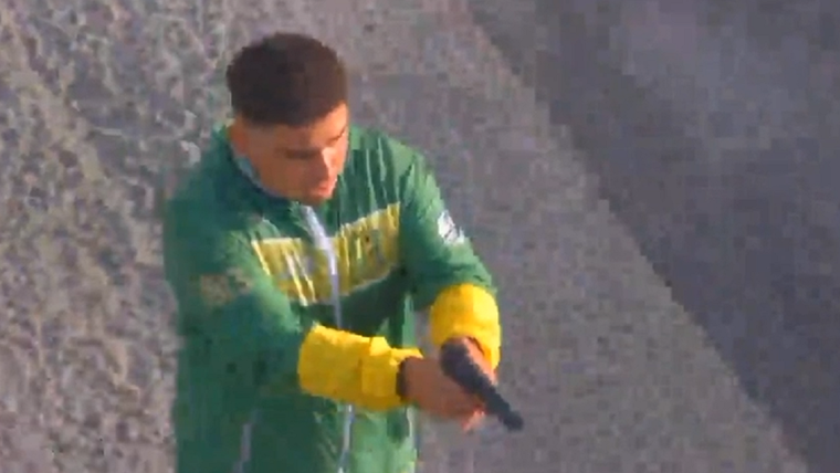 El tirador de 20 años que abrió fuego contra otro grupo de hinchas Foto: Captura de video