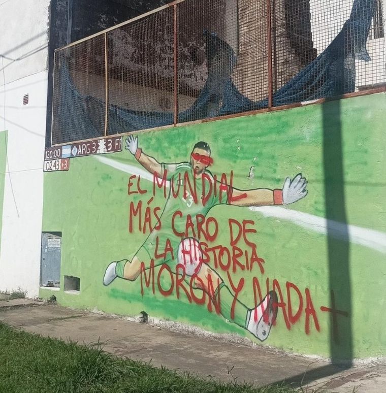 El fútbol argentino atraviesa uno de los momentos más difíciles de su historia, y la gente lo expresa.