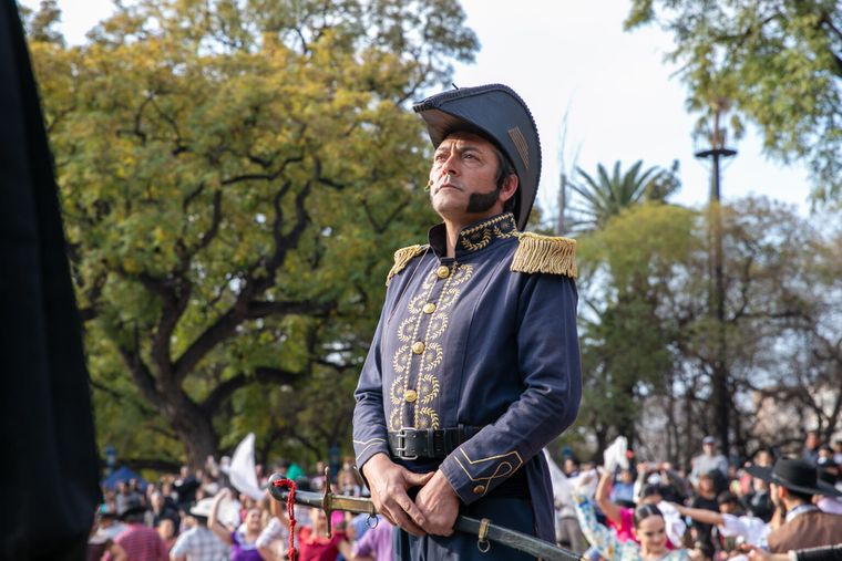 La Ciudad de Mendoza rinde homenaje al General San Martín.