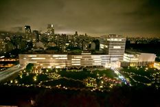 El polo científico y tecnológico construido en el viejo terreno de la Bodega Giol. Foto: X/@patoerb El polo científico y tecnológico construido en el viejo terreno de la Bodega Giol. Foto: X/@patoerb
