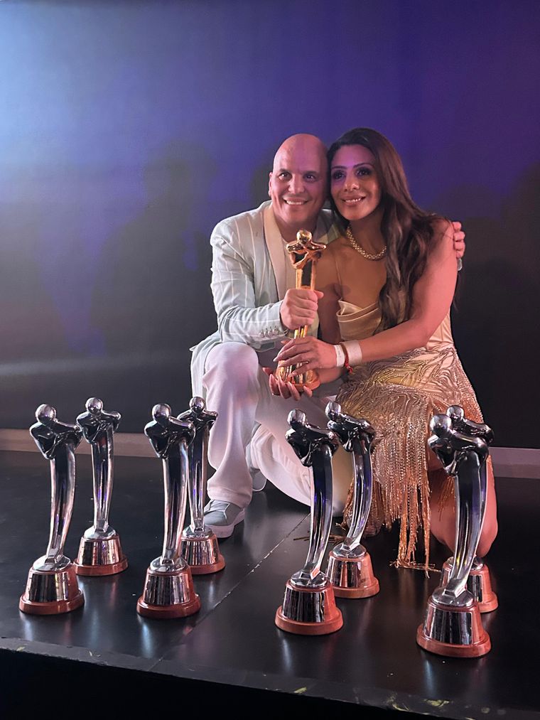 Carlos de Oro - Soy Mestiza