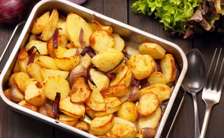Patatas panaderas Una receta deliciosa para hacer en simples pasos. Foto: Shutterstock