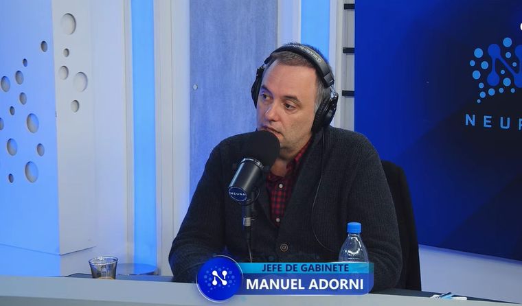Manuel Adorni habla en medio del escándalo judicial que golpea al Gobierno.