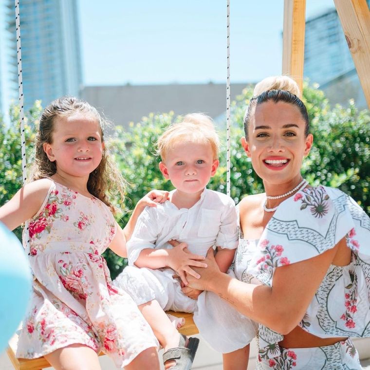 Así vistieron Camila Homs y sus dos hijos para el cumpleaños de Francesca Foto: Instagram