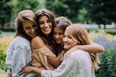 Las mejores películas de amistad para ver en Netflix, según la IA Foto: Archivo Las mejores películas de amistad para ver en Netflix, según la IA Foto: Archivo