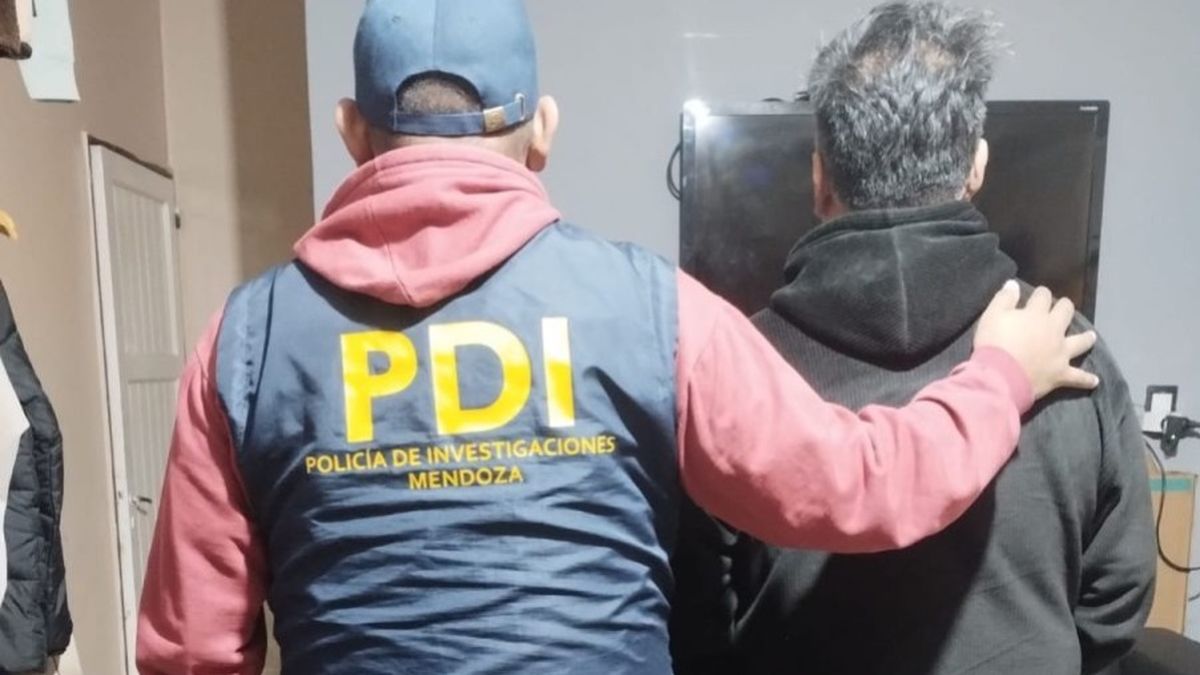 Dos detenidos tras una serie de allanamientos en Maipú