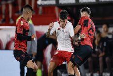 El último choque entre ambos fue triunfo de Huracán por 1-0 en Parque Patricios. (Foto: Foto Baires) El último choque entre ambos fue triunfo de Huracán por 1-0 en Parque Patricios. (Foto: Foto Baires)