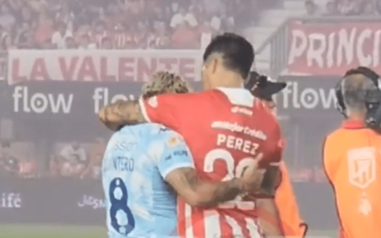 Enzo Pérez y Juanfer juntos. Foto: Captura
