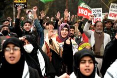 nufuzfobia: el fantasma de la intervencion y el clamor por la autenticidad en iran