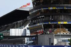 el motogp sigue sufriendo el coronavirus y se aplazo otra carrera