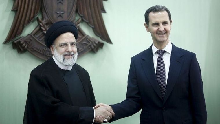 El presidente de Irán, Ebrahim Raisi, visitó en Damasco al mandatario sirio, Bashar al-Assad. Foto: GETTY IMAGES