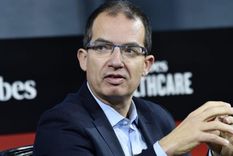 el duro pronostico del ceo de moderna: ¿sigue la pandemia?