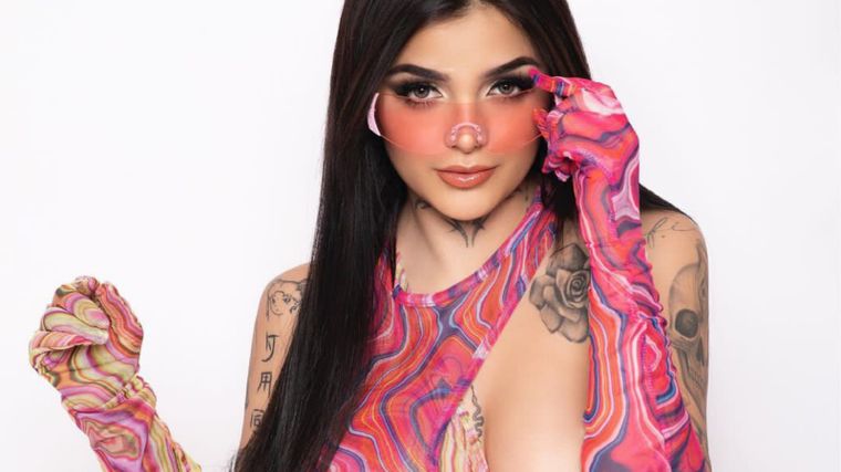 Mantén la respiración antes de ver a Karely Ruiz luciendo un provocativo conjunto de lencería Karely Ruiz es modelo y creadora de contenido en la web. Foto: @karelyruiz