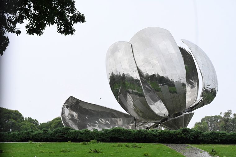 La imponente escultura sufrió daños parciales Foto: Télam