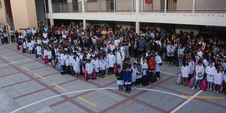 El patio se llenó de blanco Foto: Santiago Ábalos/ Mediamza.com