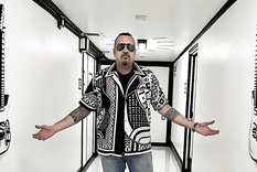 Pepe Aguilar ha hecho colaboraciones musicales con diversos artistas de Latinoamérica.