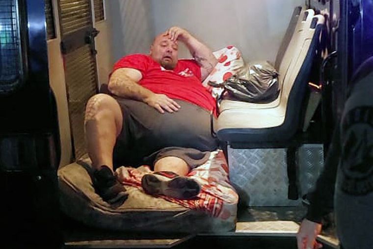 Mirabo fue hospitalizado tras su detención