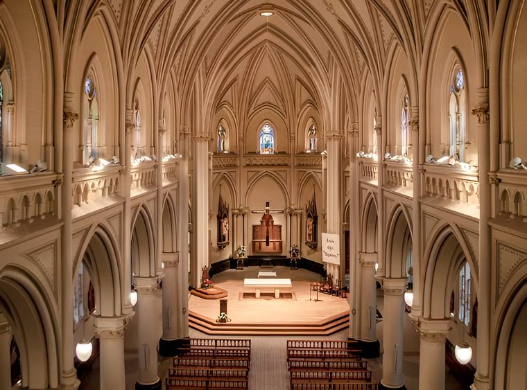 La Catedral de San Isidro deslumbra con su torre neogótica de 68 metros y su interior restaurado, símbolo de la fe y la historia bonaerense. La Catedral de San Isidro deslumbra con su torre neogótica de 68 metros y su interior restaurado, símbolo de la fe y la historia bonaerense.