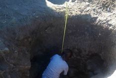 El hombre necesitaba cavar un hueco para una fosa de 3 metros