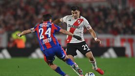 River y San Lorenzo se enfrentan por octavos de final en el Monumental. River y San Lorenzo se enfrentan por octavos de final en el Monumental.