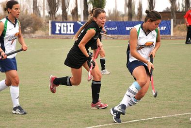 MDZol | Colegio del Carmen derrotó esta tarde a Marista, y jugará la final contra San Jorge. Foto: Agustín Mauricio/Mediamza.com