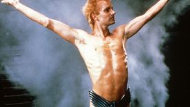 Foto: https://www.telegraph.co.uk/films/0/codpiece-killed-dune-david-lynchs-sci-fi-flop-made-sting-laughing/