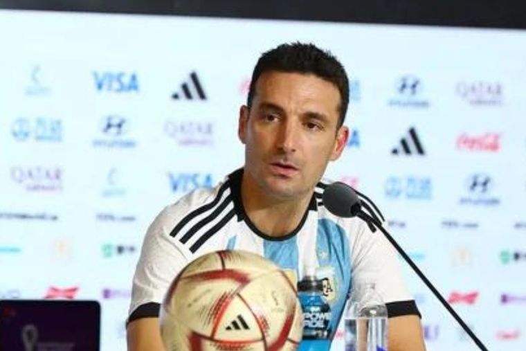 Uno de los campeones de Qatar de Scaloni podría cambiar de equipo. Foto: FIFA