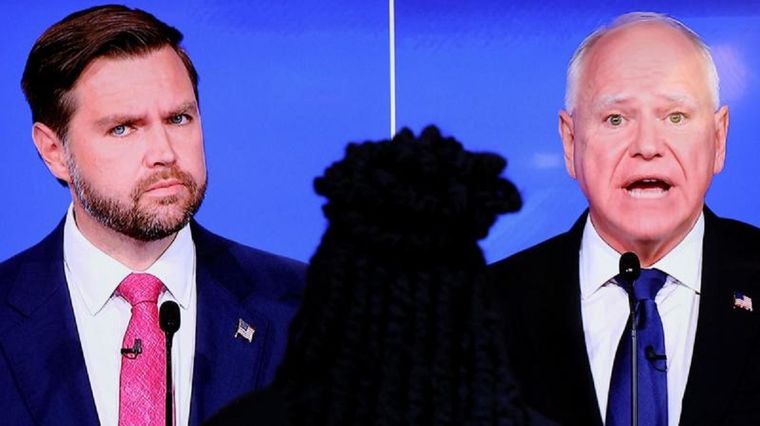 Los candidatos a la vicepresidencia de Estados Unidos, el gobernador de Minnesota, el demócrata Tim Walz (izquierda), y el senador republicano por el estado de Ohio, J.D. Vance (derecha), llevan semanas lanzándose dardos. Foto: REUTERS