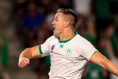 Jonathan Sexton celebra la victoria. Foto: Instagram @irishrugby